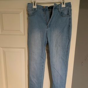 NVGTN skinny jeans. Light wash. No rips. Size medium